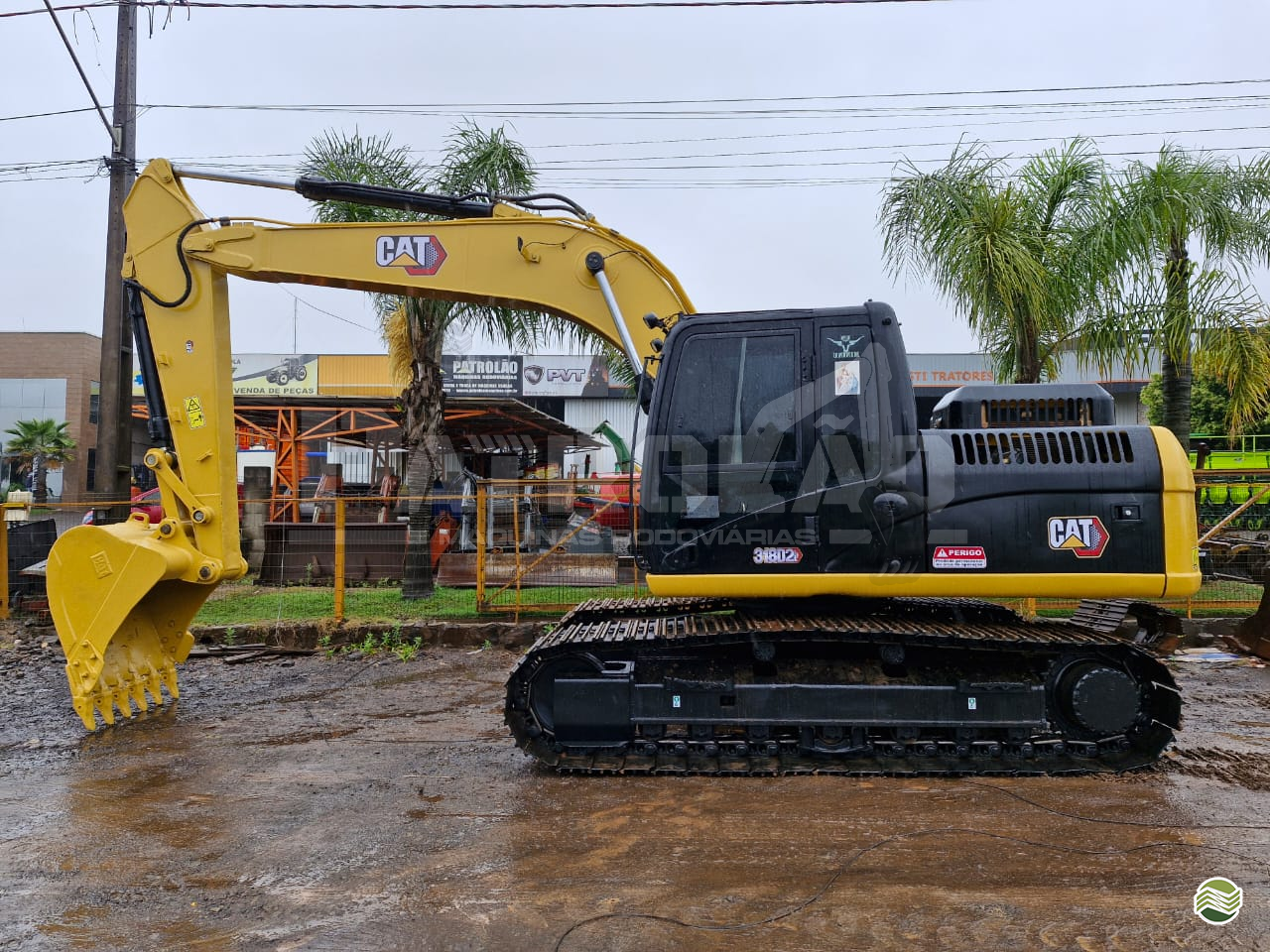 ESCAVADEIRA CATERPILLAR 318 Patrolão Máquinas MARAVILHA SANTA CATARINA SC